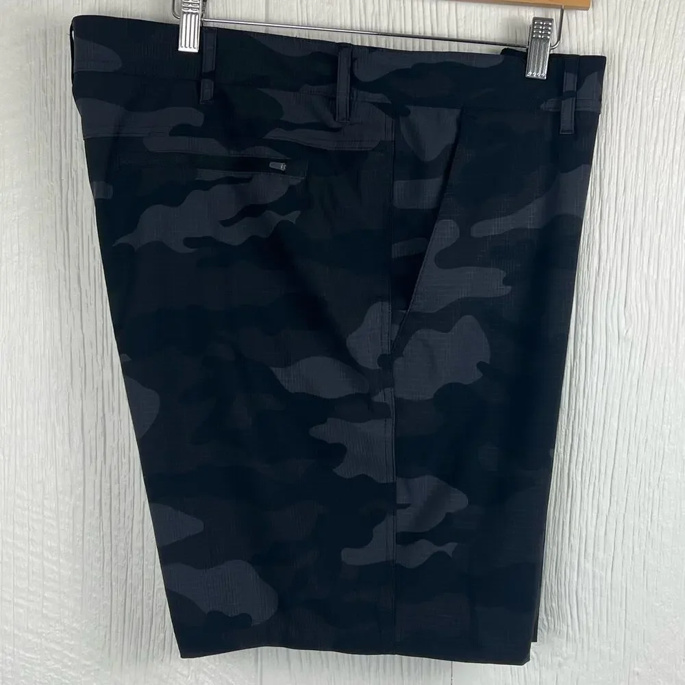 George shorts mens 40 Camo flat front back pocket one with a zipper NICE!